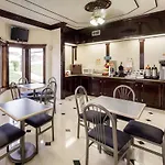 Three River Executive Inn & Suites By Oyo 