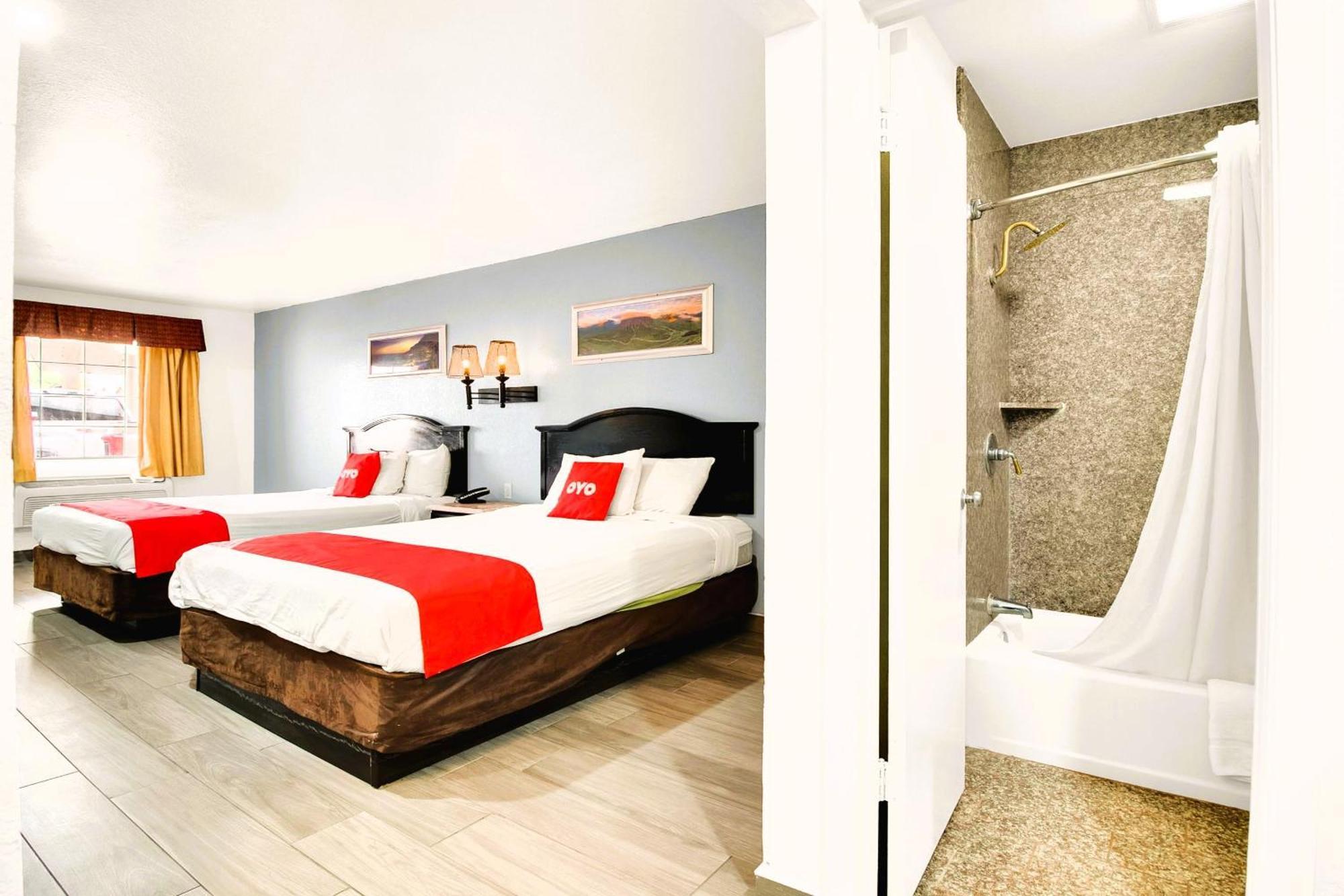 Executive & By Oyo 2* Three Rivers