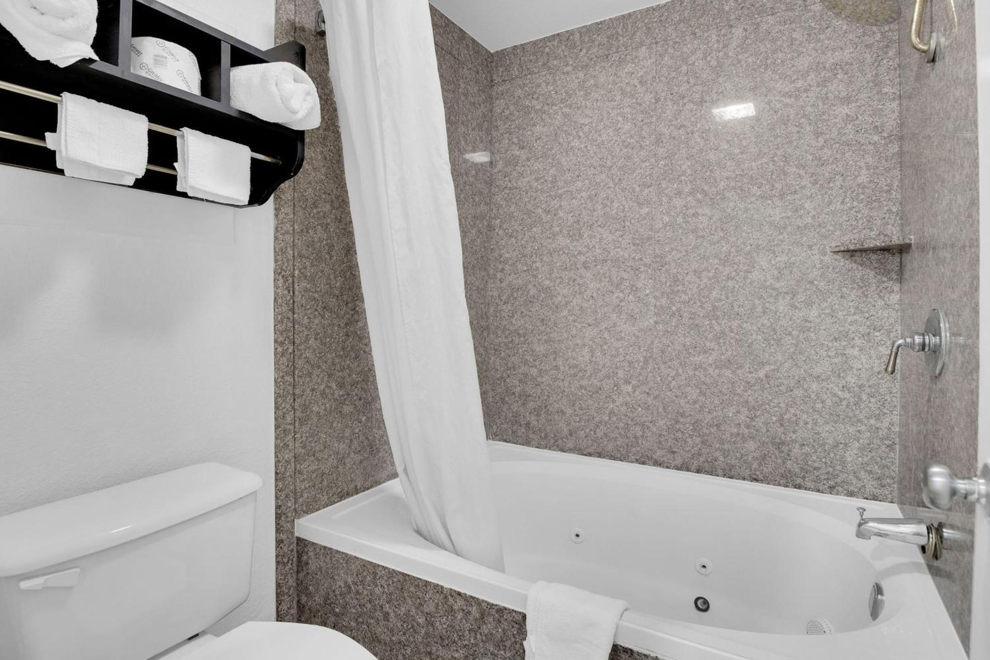 Executive & By Oyo Hotel