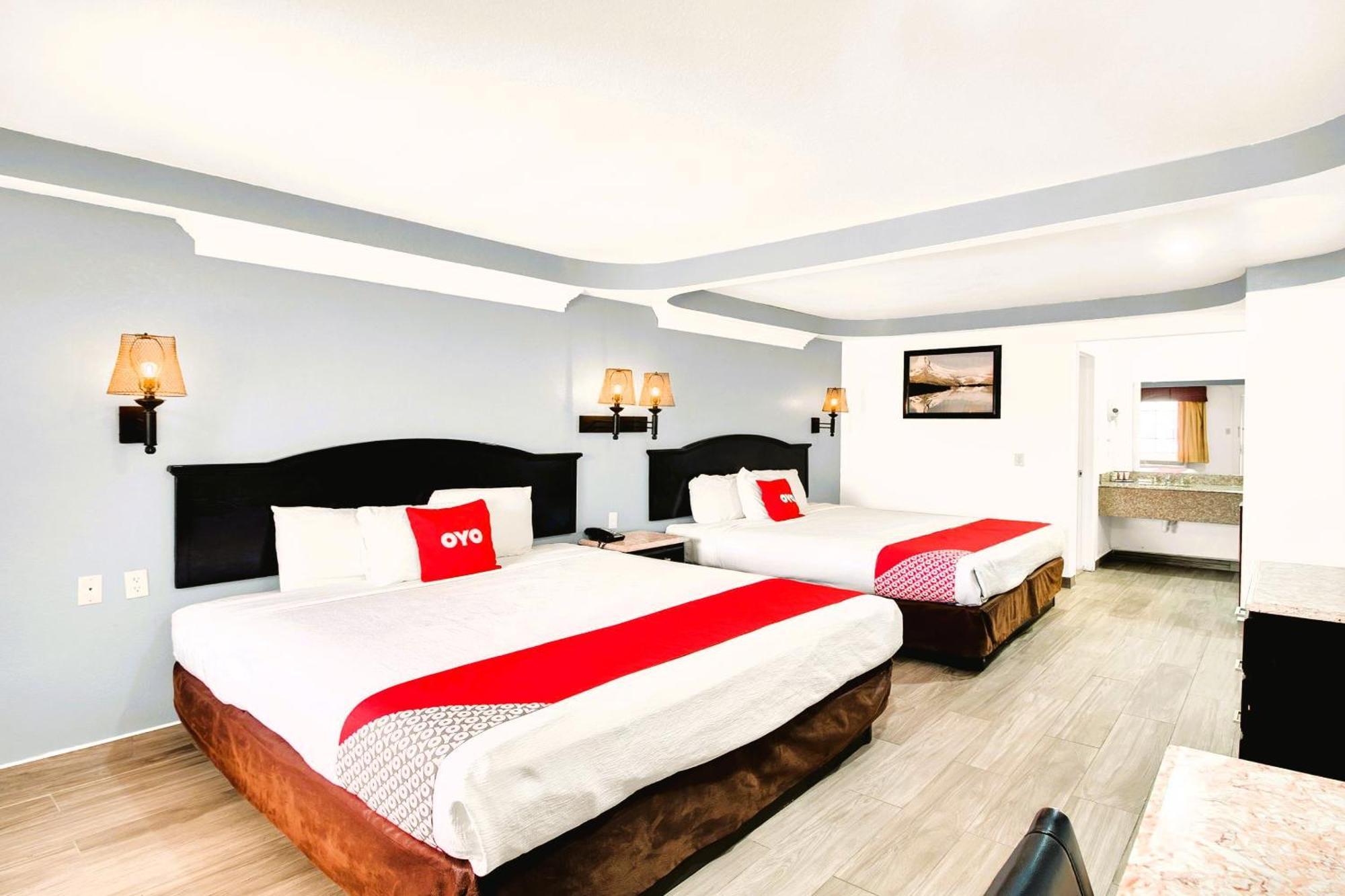 Executive & By Oyo 2* Three Rivers